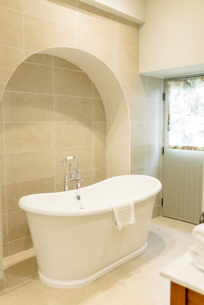 Luxurious Rosebery steading en suite bathroom