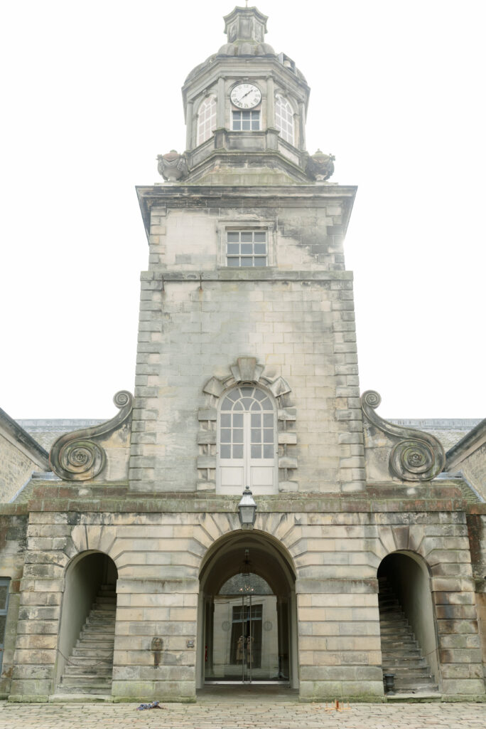 Outlander set Hopetoun House