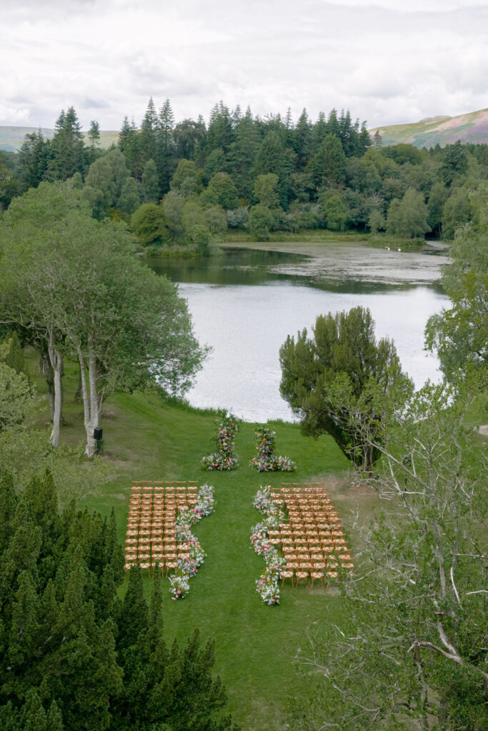 Penicuik House High Pond ceremony design by Wild Flowers Edinburgh, Coleen McKay wedding planner Scotland. Image by Jill Cherry Porter Photography.