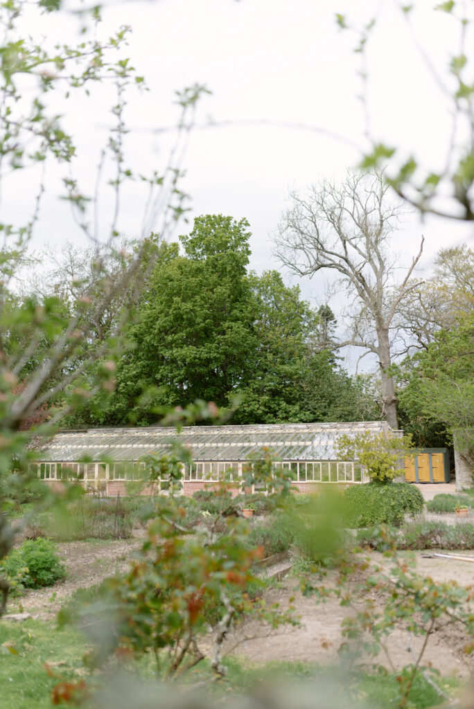 Birkhill Castle Glasshouse, private estate wedding venue, Scotland. Image by Scottish wedding photographer Jill Cherry Porter.